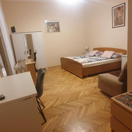 Garibaldi Apartman Budapest Exterior photo